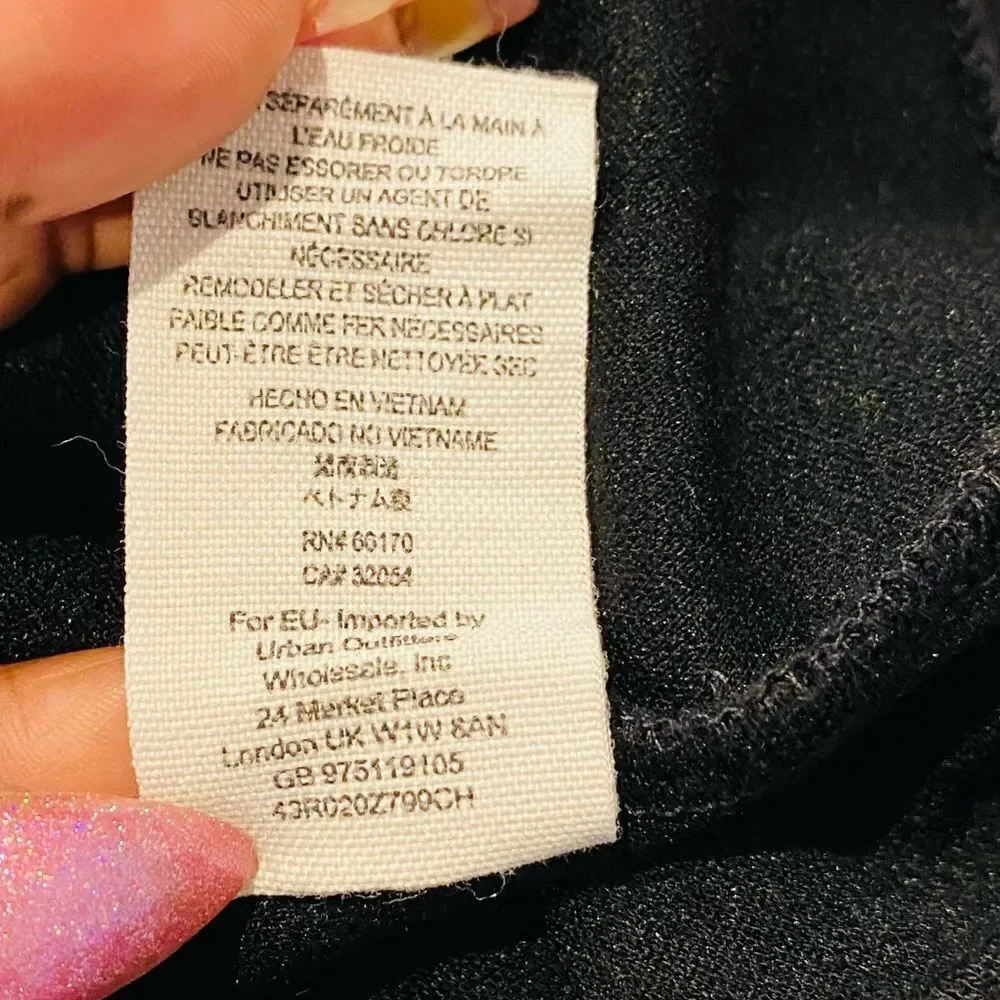 Free People Black V Neck Keyhole Skater Dress Size Small
